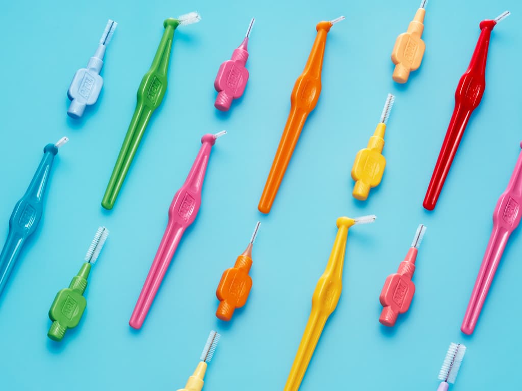 https://prod.tepe.com/globalassets/germany/tepe-share-dach/tepe-share-studie-in-vitro-comparison-of-cleaning-efficacy-and-force-of-cylindric-interdental-brush-versus-an-interdental-rubber-pick.jpg